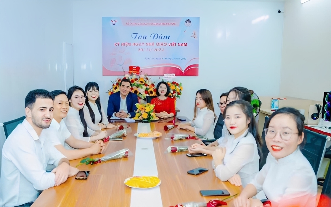 Tập thể cán bộ nhân viên IMA Việt Nam