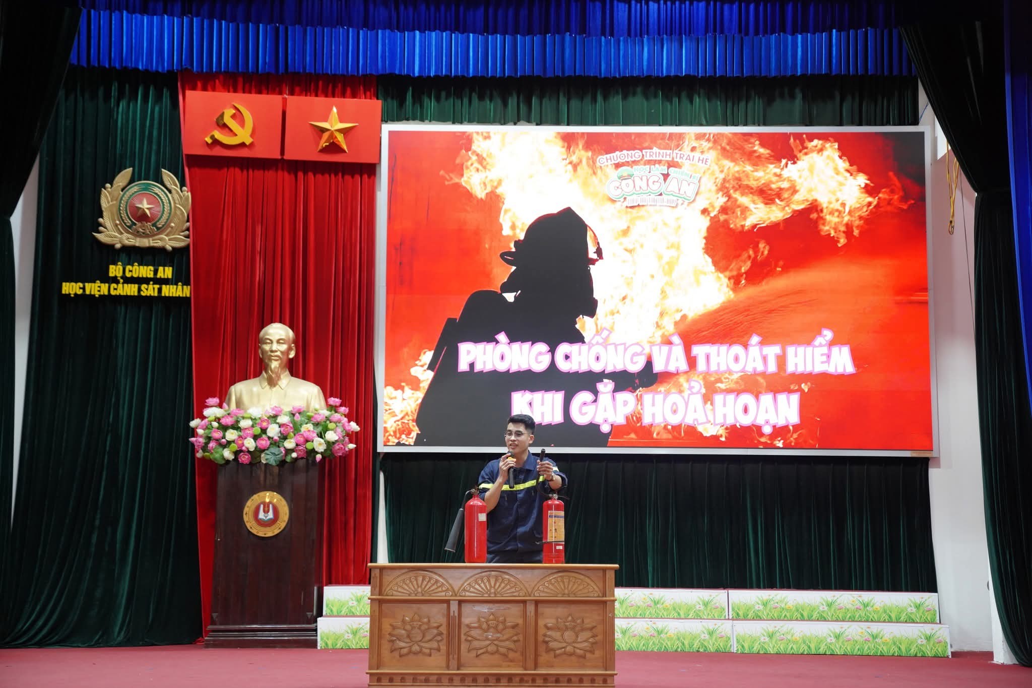 Chương trình trải nghiệm học tập "chuyên đề "Phòng chống và thoát hiểm khi gặp hỏa hoạn"